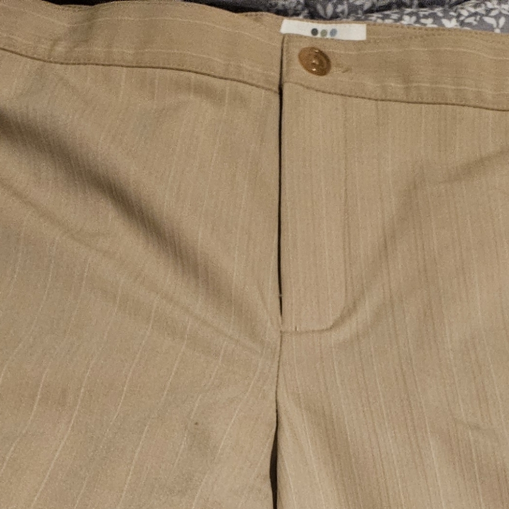 Apt 9 beige ladies pants
